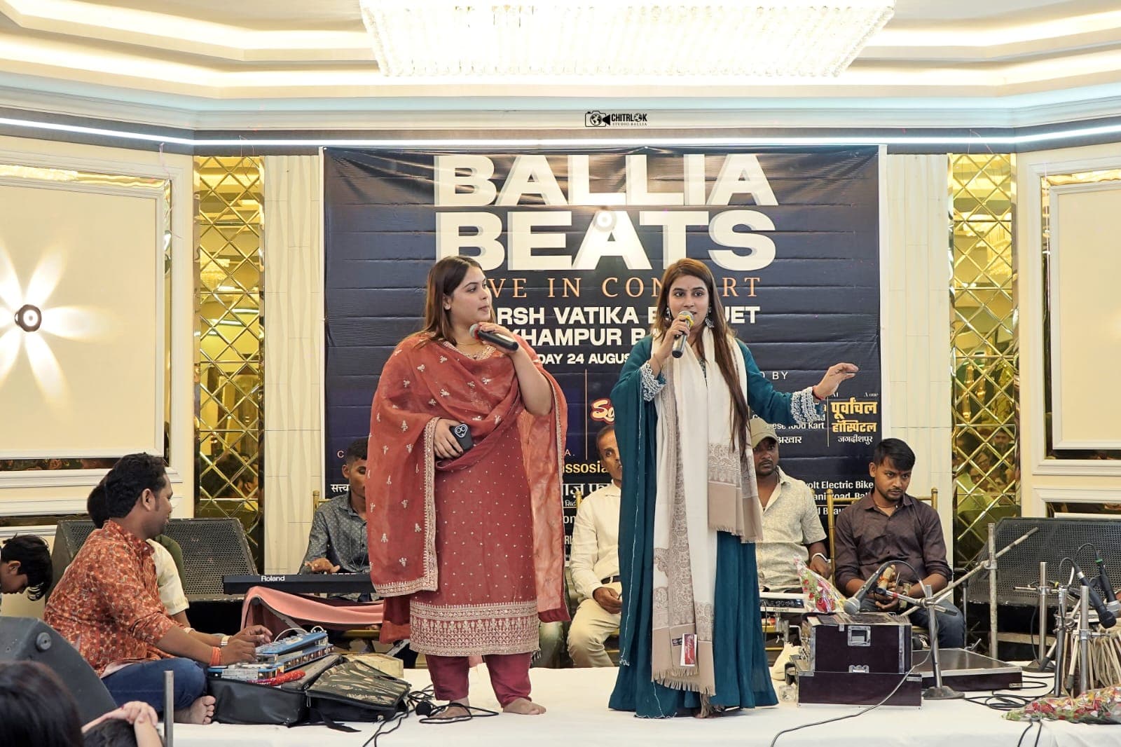 Two singers performing at a Ballia Beats live concert at Adarsh Vatika